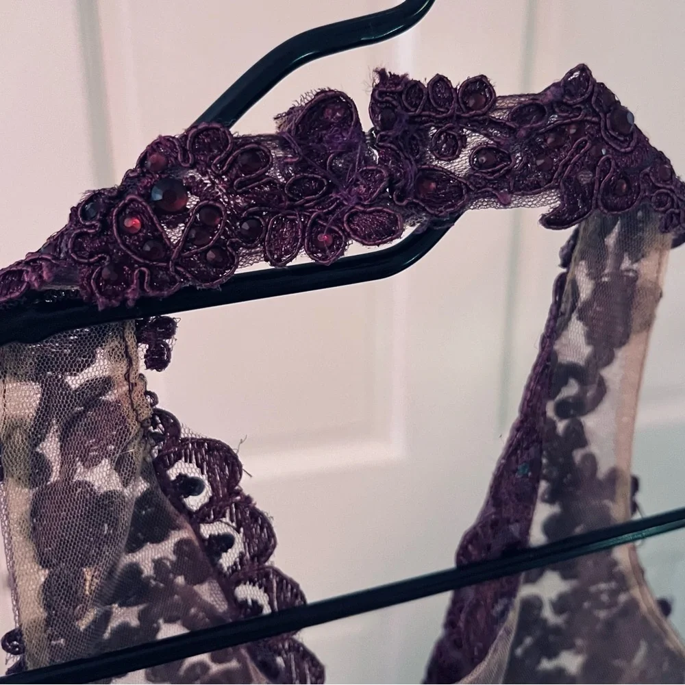 MADISON JAMES Elegant Purple Floral Lace Maxi Formal Ball Gown - Picture 10 of 17